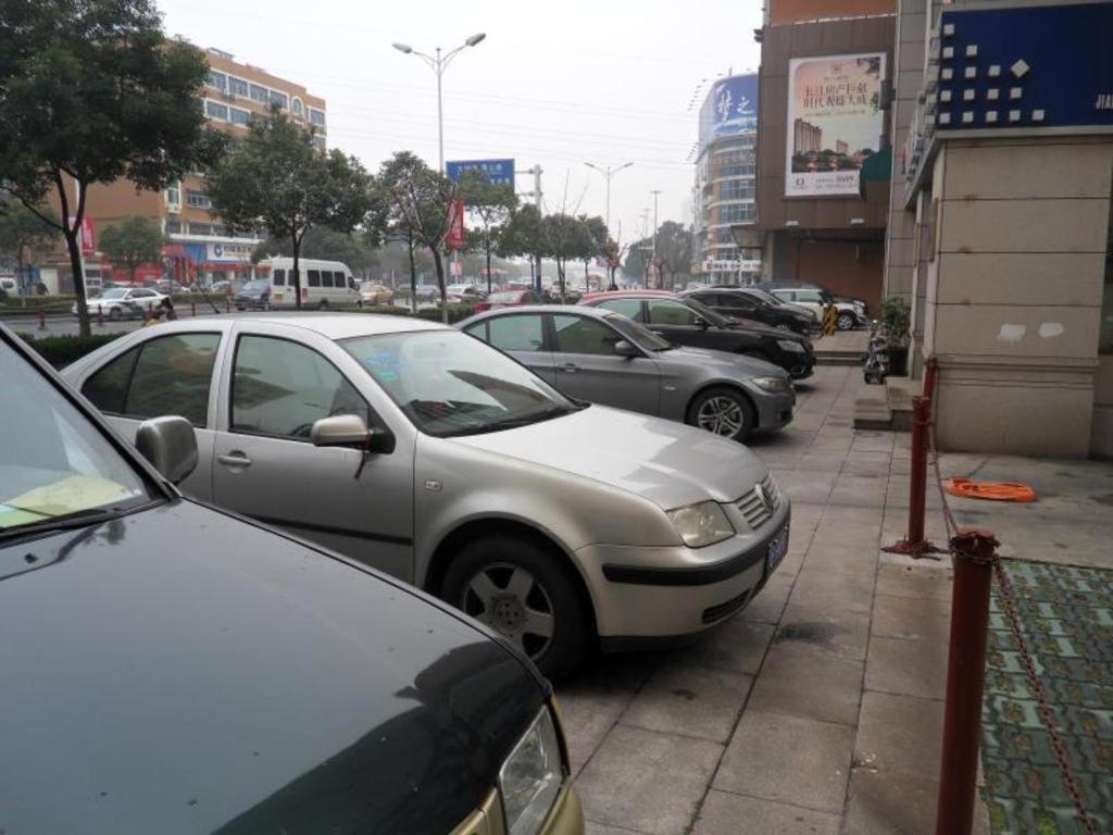 Jinjiang Inn - Jiangyin Chengjiang Middle Road Exterior foto